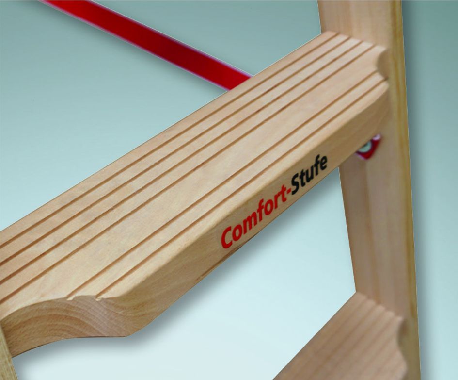 euroline Holz-Comfort-Stufenstehleiter Nr. 10577 – robust, ergonomisch und sicher für den Innenbereich - Beschilderung Zentgraf
