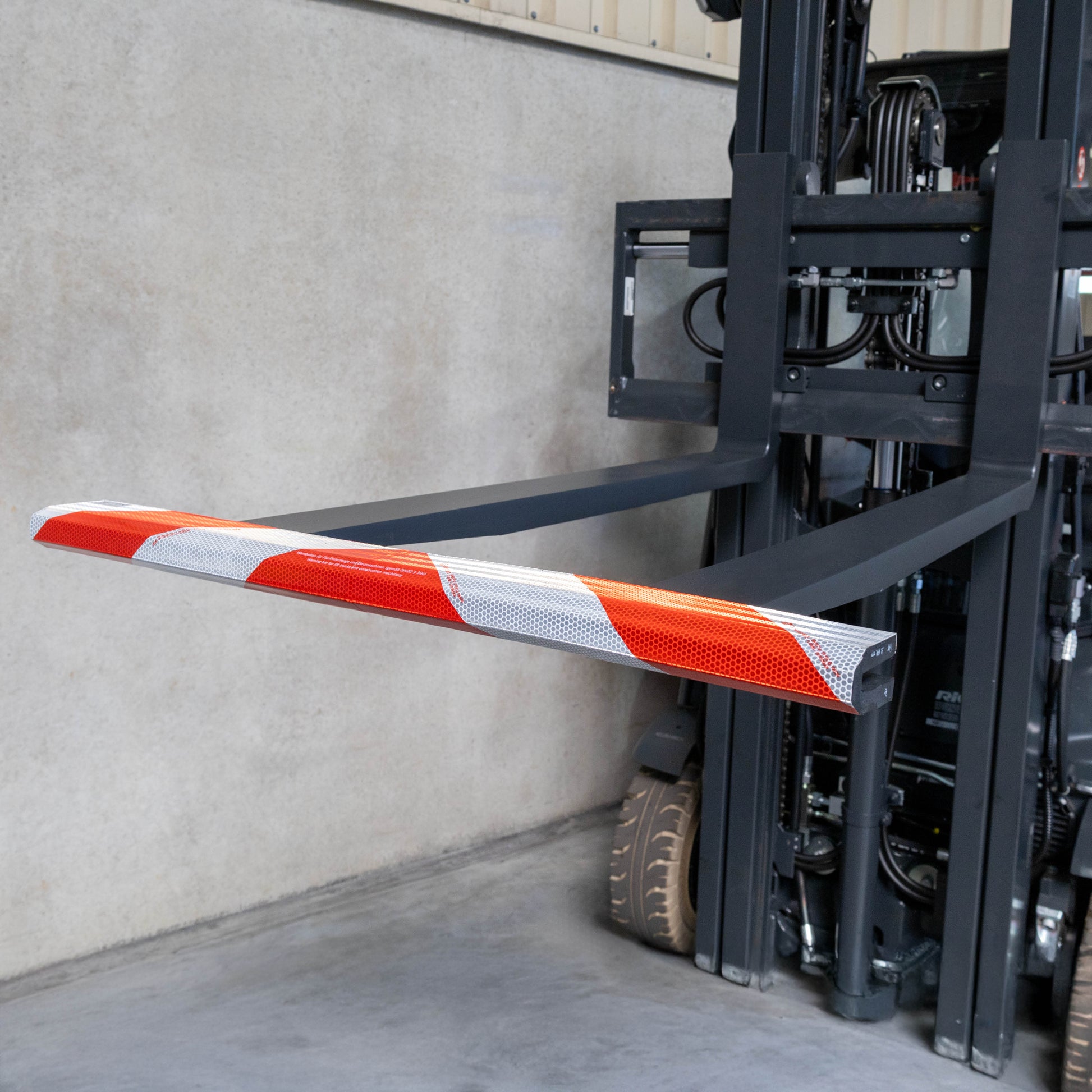 ZEBRA Warnbalken - Beschilderung Zentgraf