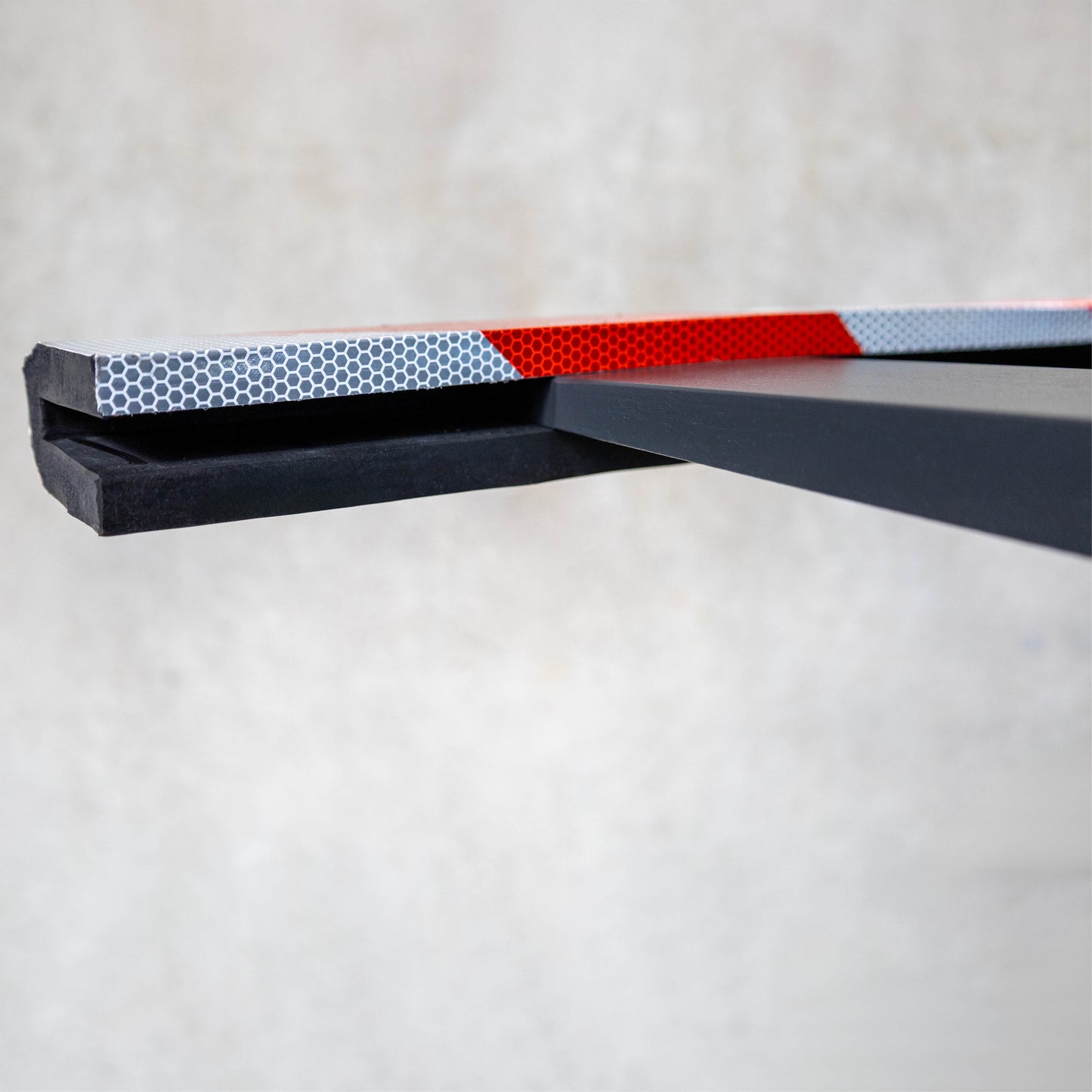 ZEBRA Warnbalken - Beschilderung Zentgraf